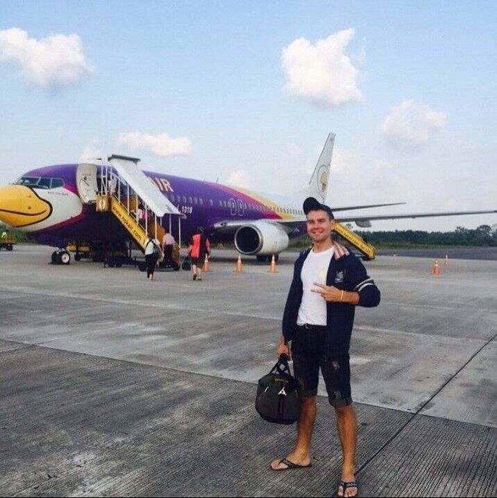  48992329  , 35 ,    -