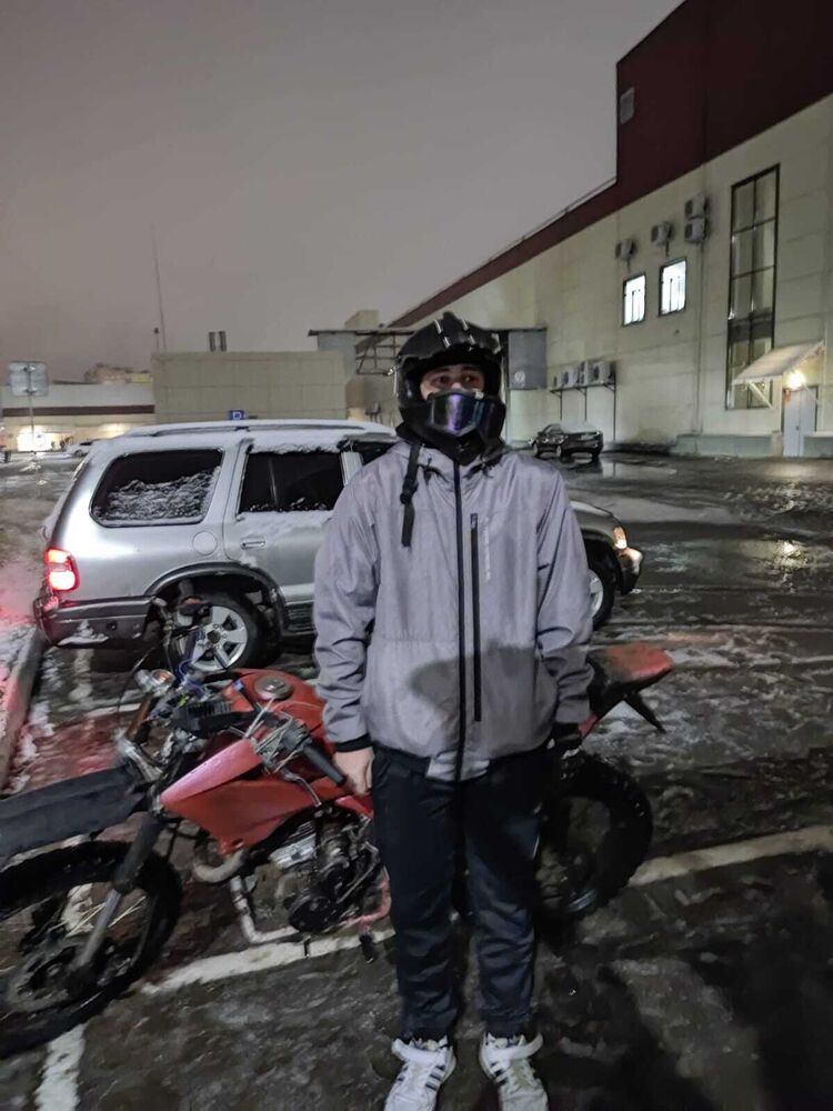  38831349  , 22 ,    