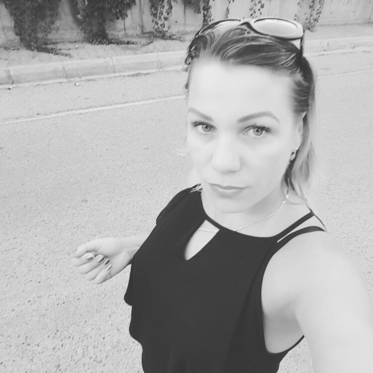  15102519  Natali, 40 ,    