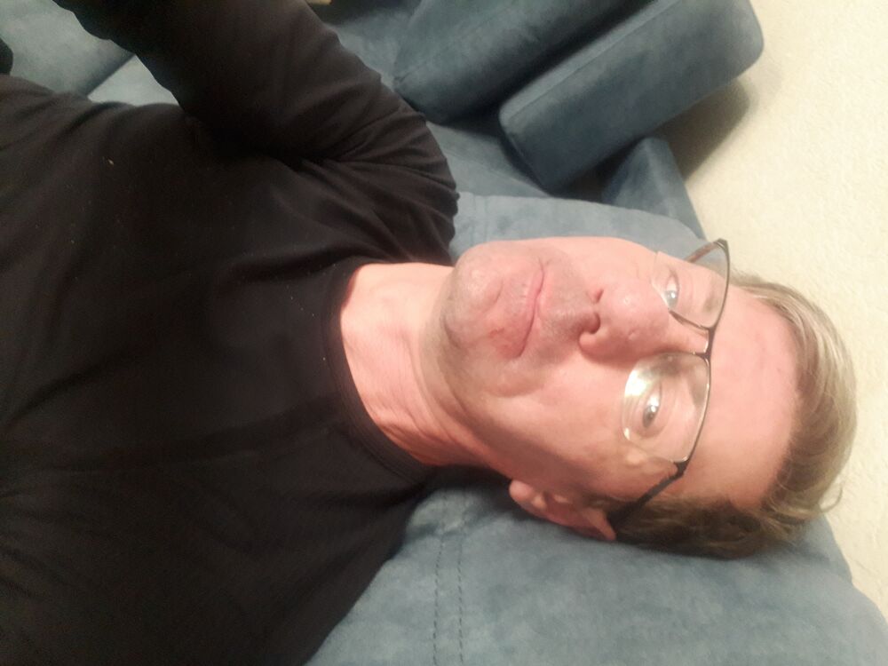  43047289  , 46 ,    