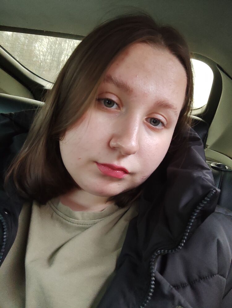  47072129  , 19 ,    