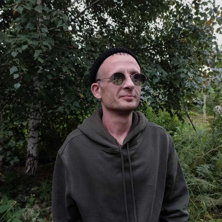  ,   Pasha, 42 ,   ,   , 