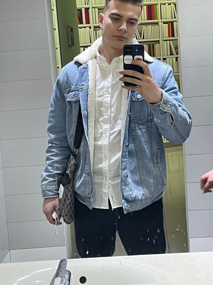  23510279  , 24 ,    