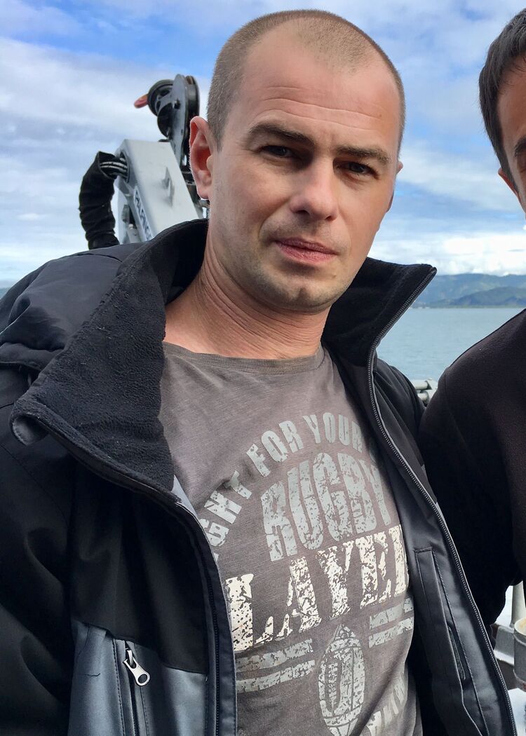  52991119  , 43 ,    -