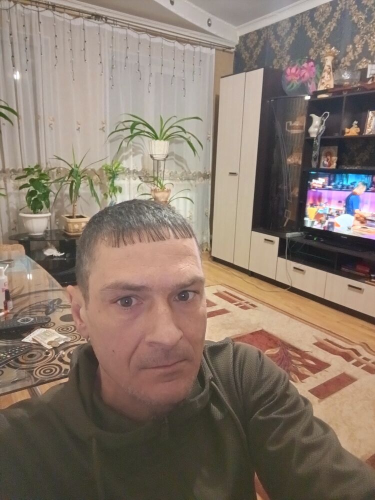  43239349  , 42 ,    