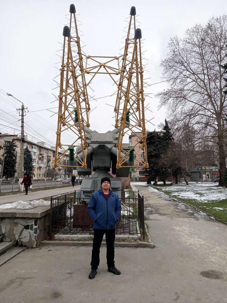  ,   Alexander, 44 ,   ,   