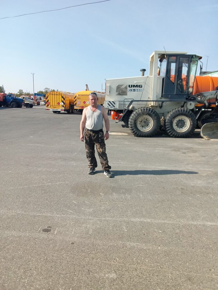  35308299  , 42 ,    