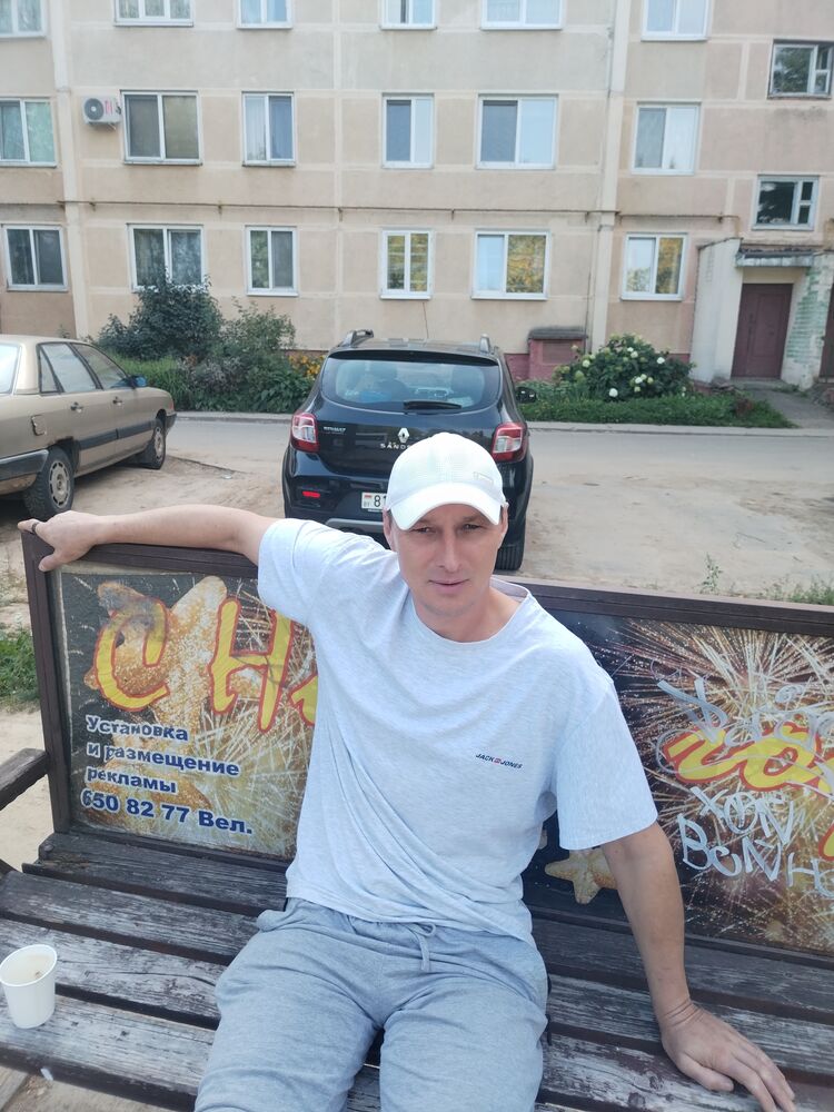  ,   Aleks, 44 ,   ,   , c , 