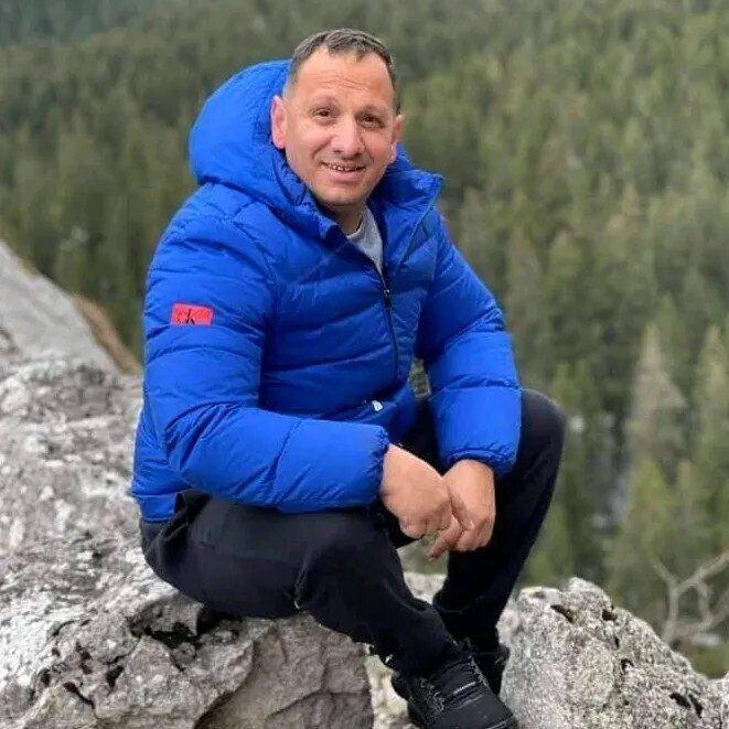  ,   Williamjames, 56 ,     , c 