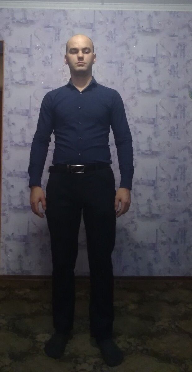  13736379  Vladislav, 33 ,    