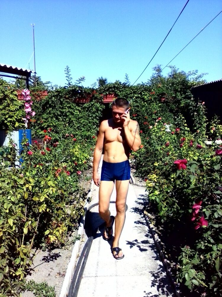  ,   Toxa, 42 ,   ,   , c , 
