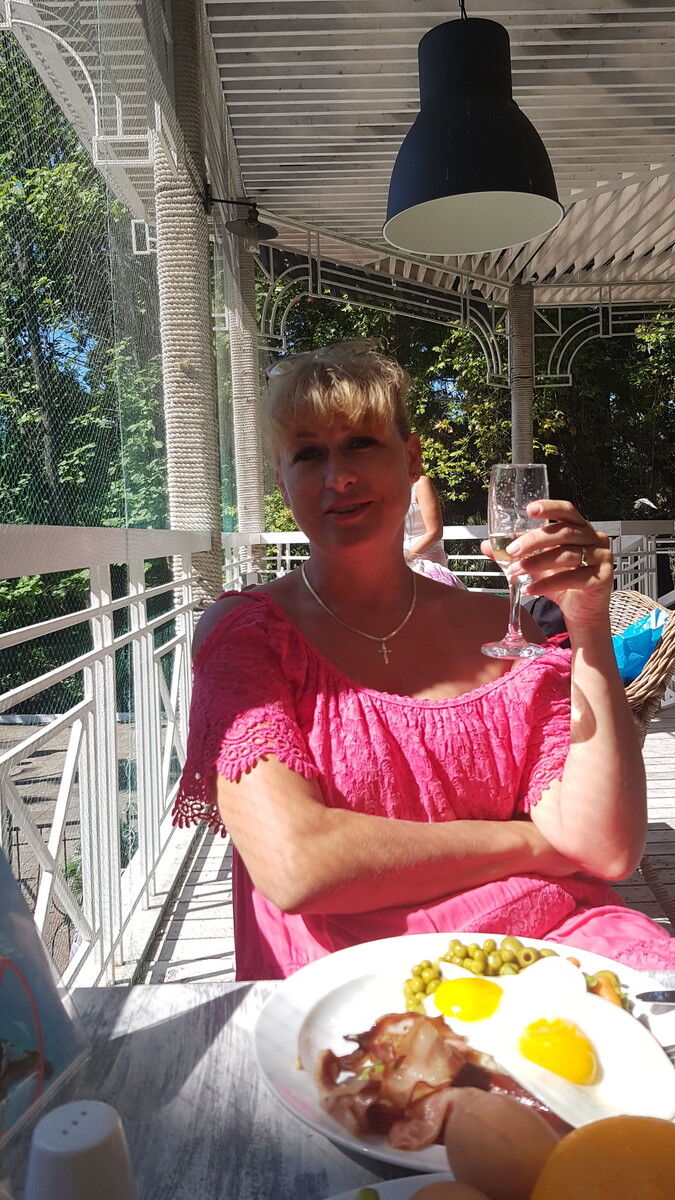  ,   Kleo, 52 ,   ,   , c 