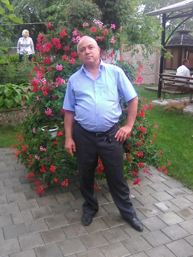  19097719  Ivann, 56 ,    