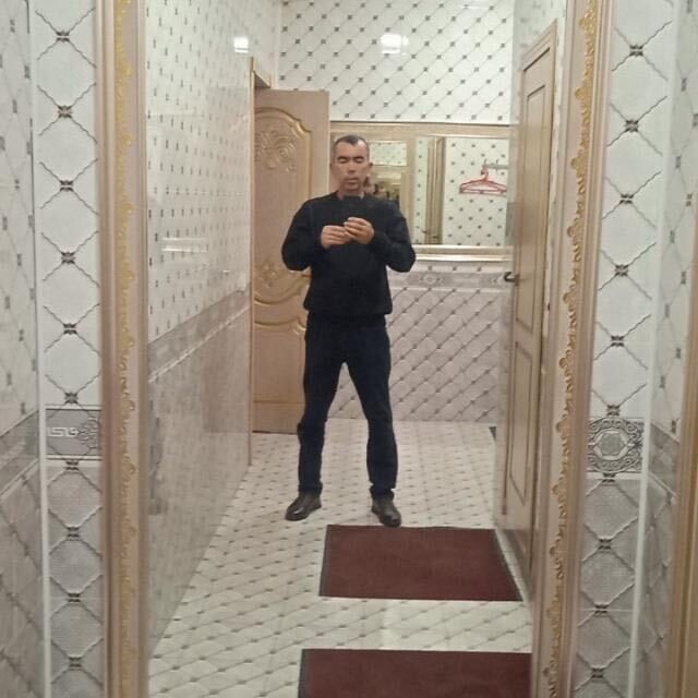  53067979  , 49 ,    