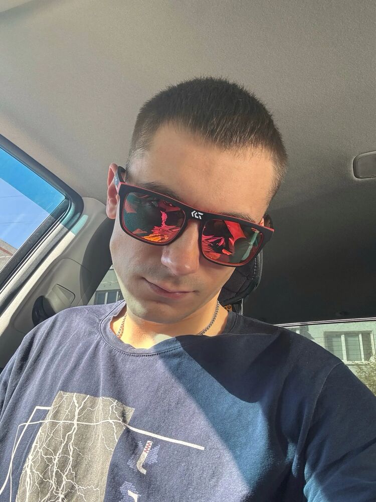  48808479  , 33 ,    