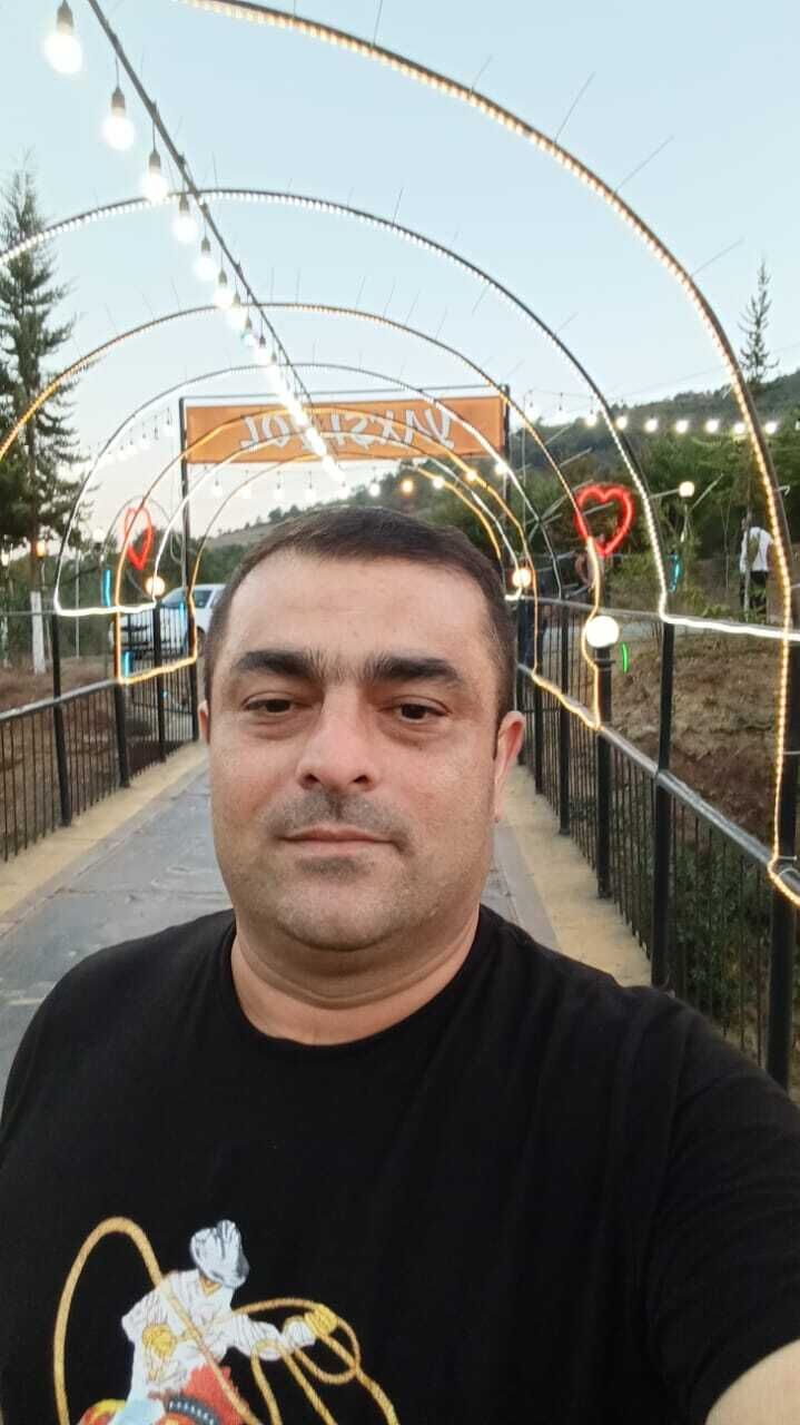  53304109  Elvin, 37 ,    