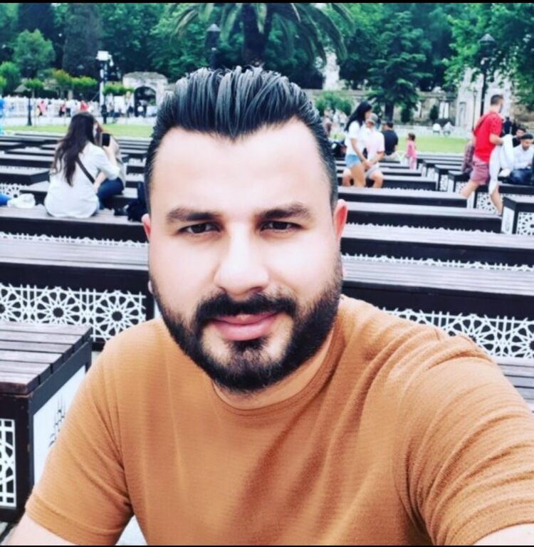  44374649  Metin, 35 ,    