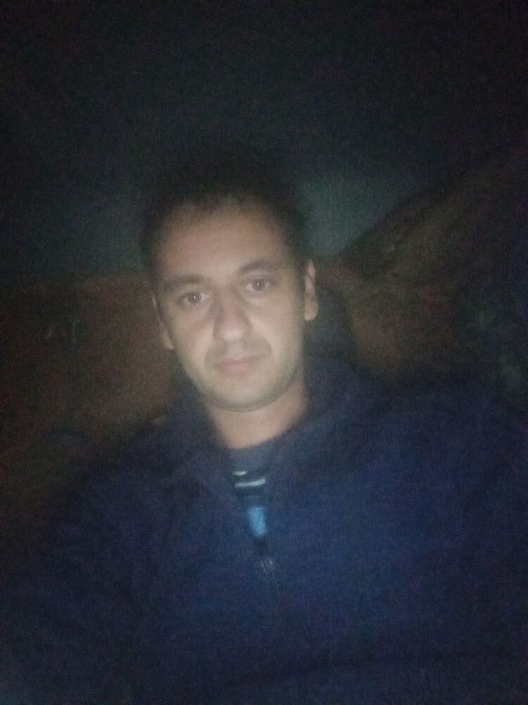  18149929  , 33 ,    