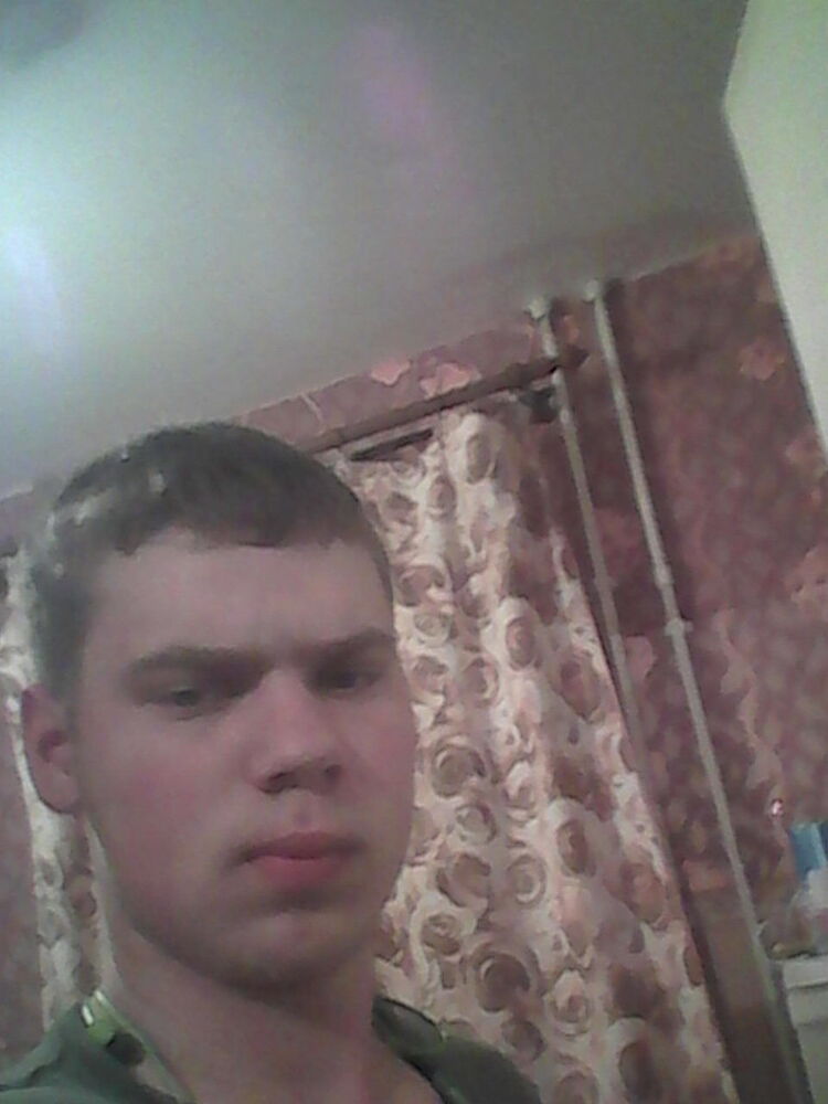  ,   Aleks, 28 ,   