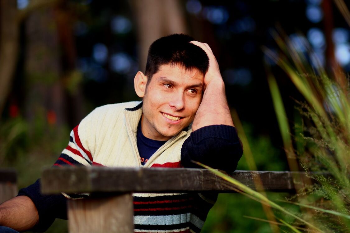  4898299  Marek, 42 ,    