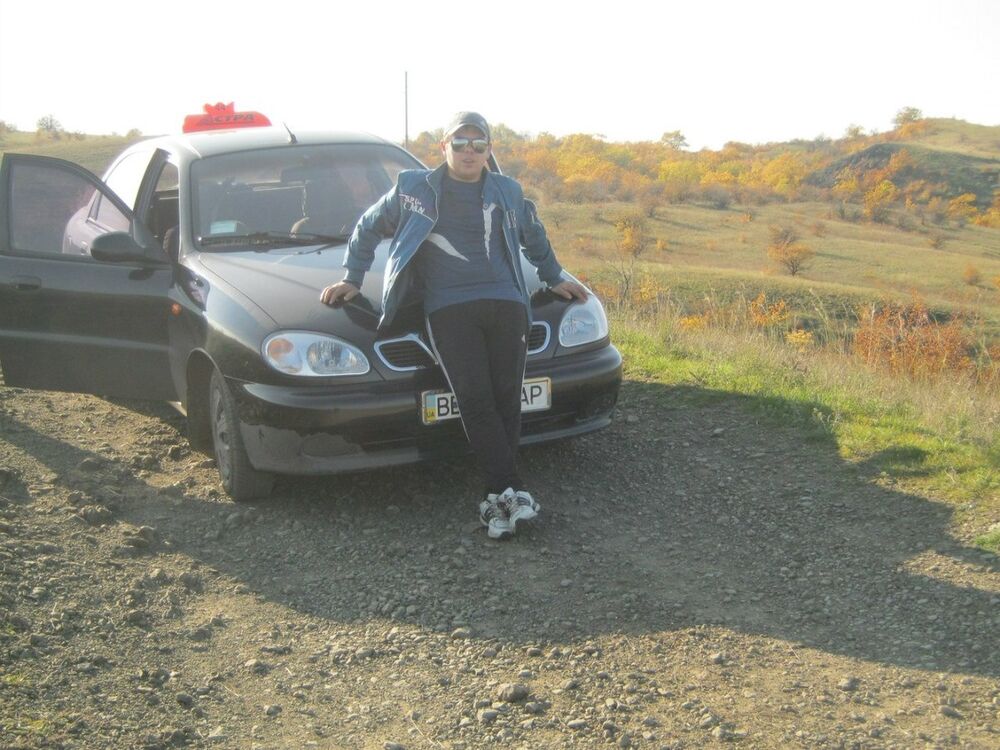  9551309  Aleks, 31 ,     
