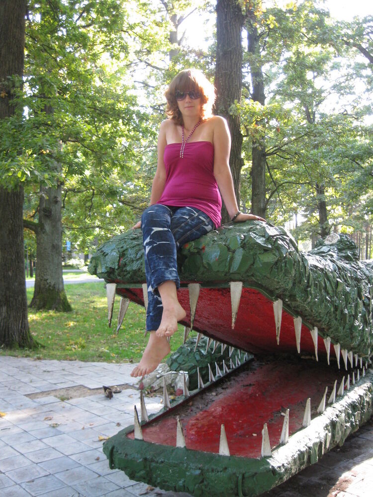  ,   Amira, 34 ,   ,   , c 