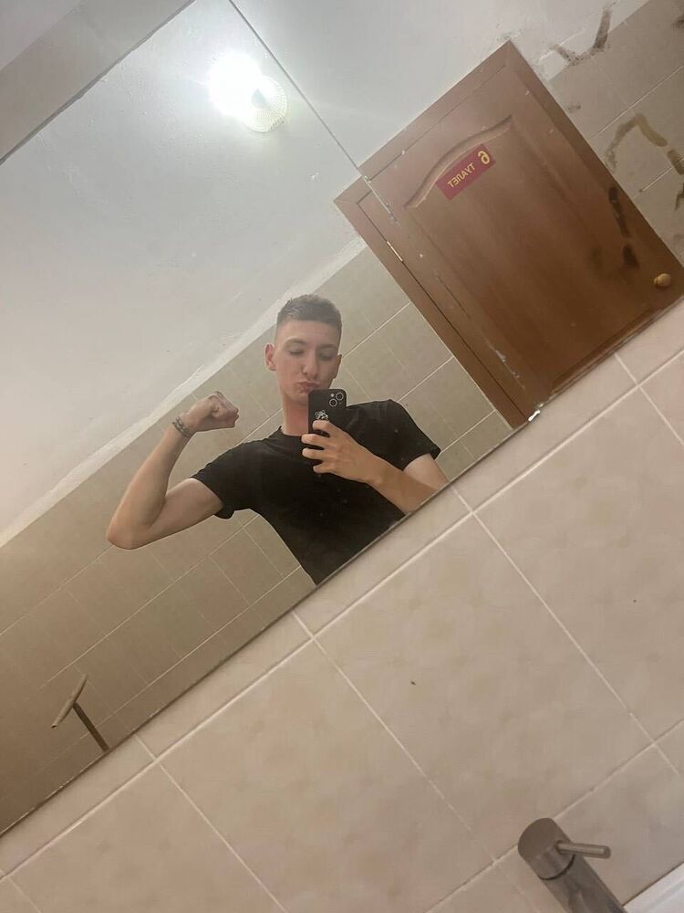  45993519  , 21 ,    
