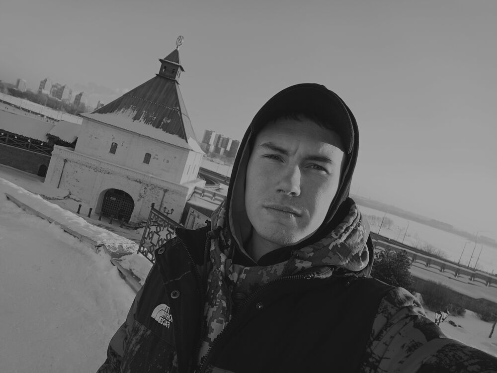  ,   Egor, 21 ,   ,   