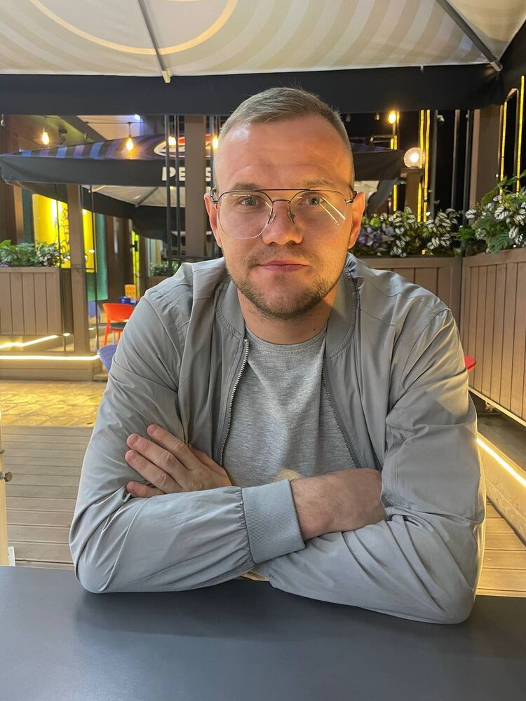  ,   David, 30 ,     , c 