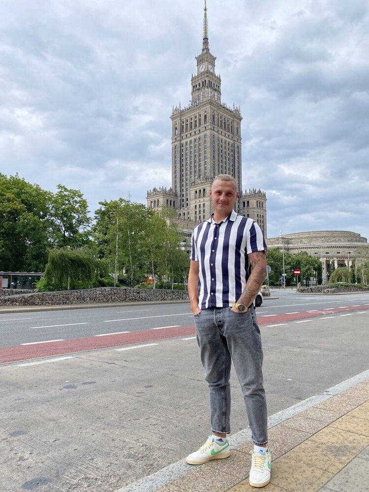  ,   Andriu, 31 ,   ,   