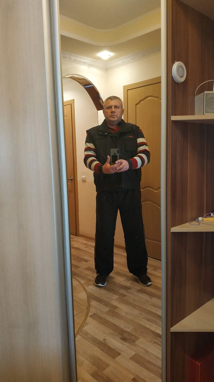  52709319  , 46 ,    