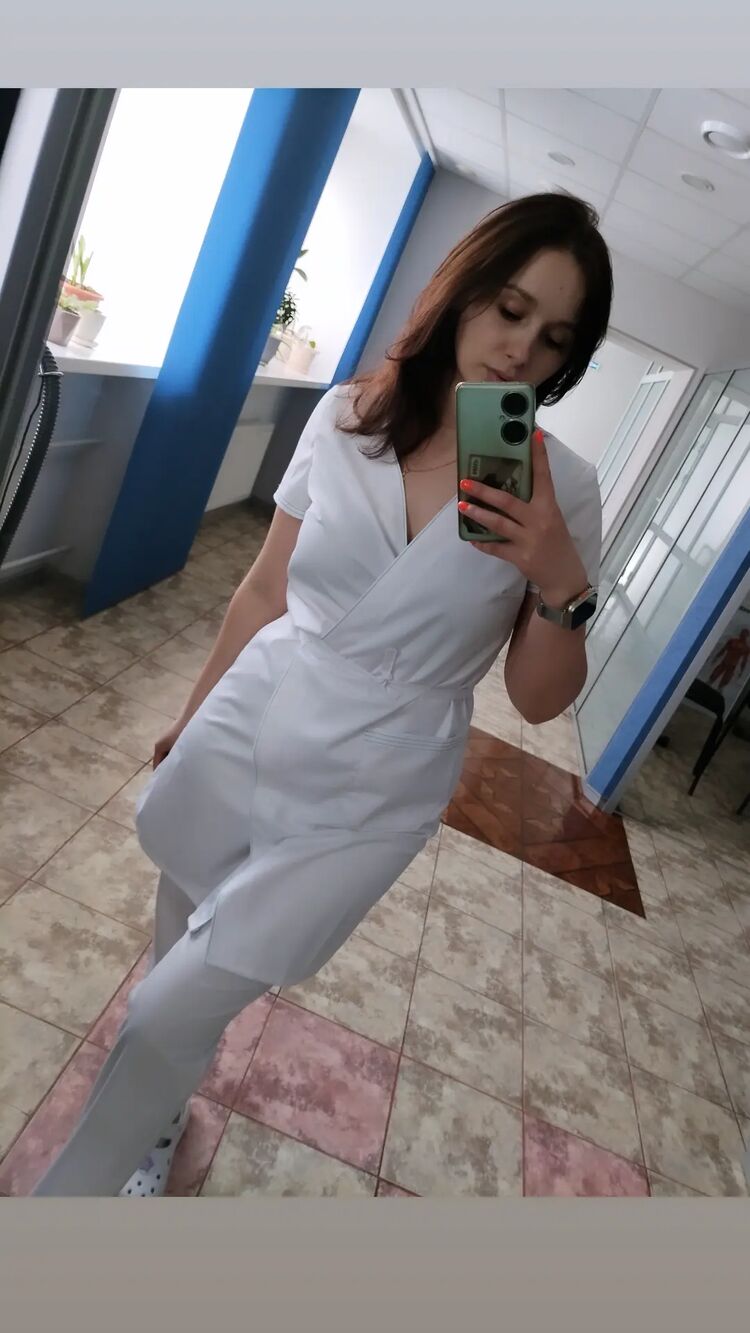  46915579  , 27 ,    