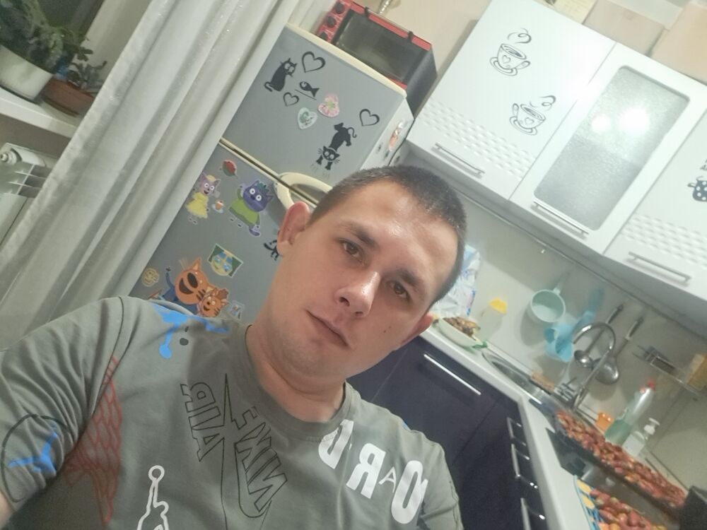  43943769  , 25 ,    -
