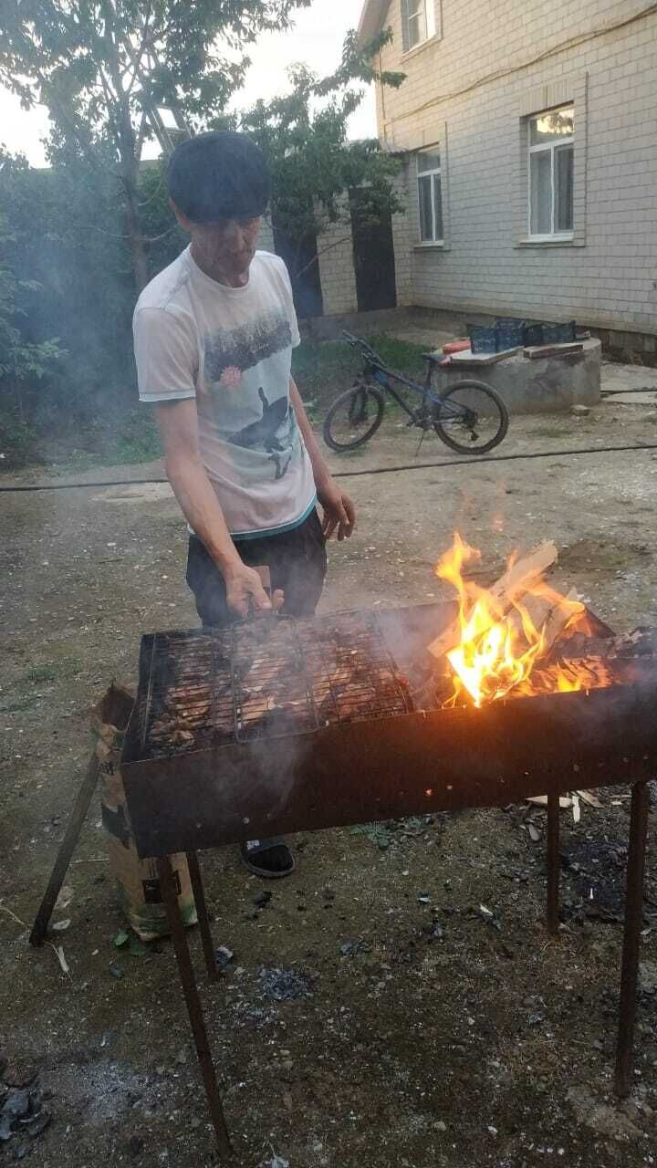  37280859  Ibragim, 48 ,    