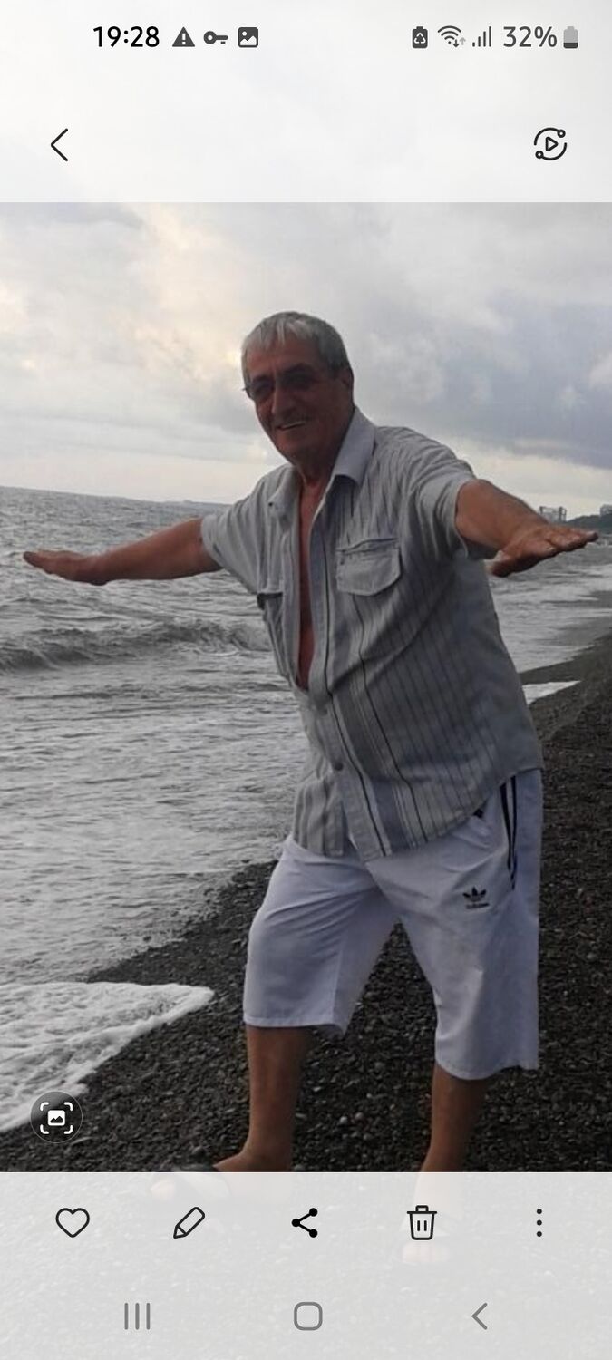  31936669  Ishkhan, 78 ,    