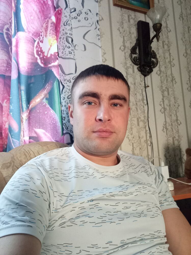  24491679  Romeo, 37 ,    