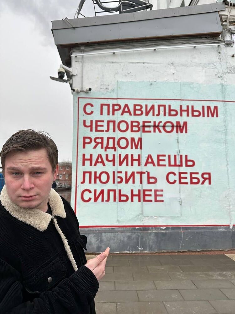 44547939  , 25 ,    
