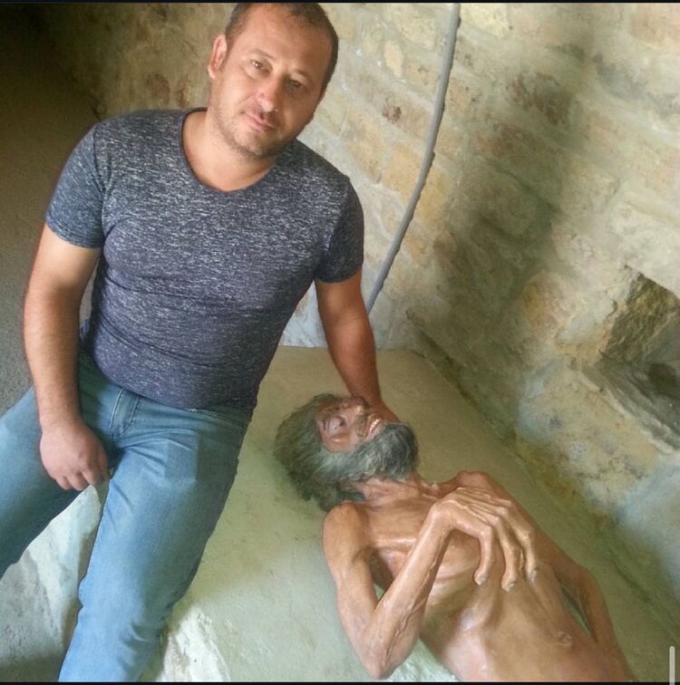  49688759  Baba, 41 ,    