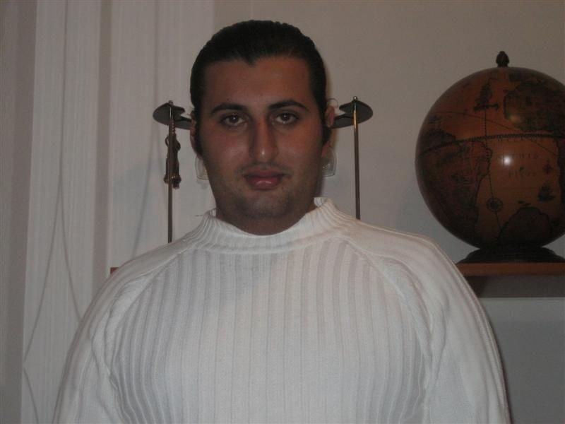 40114789  Igal, 42 ,    Herzliyya