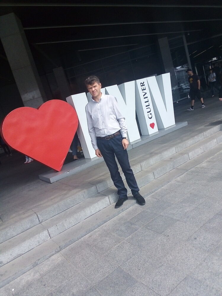  18300619  Sergey, 46 ,     