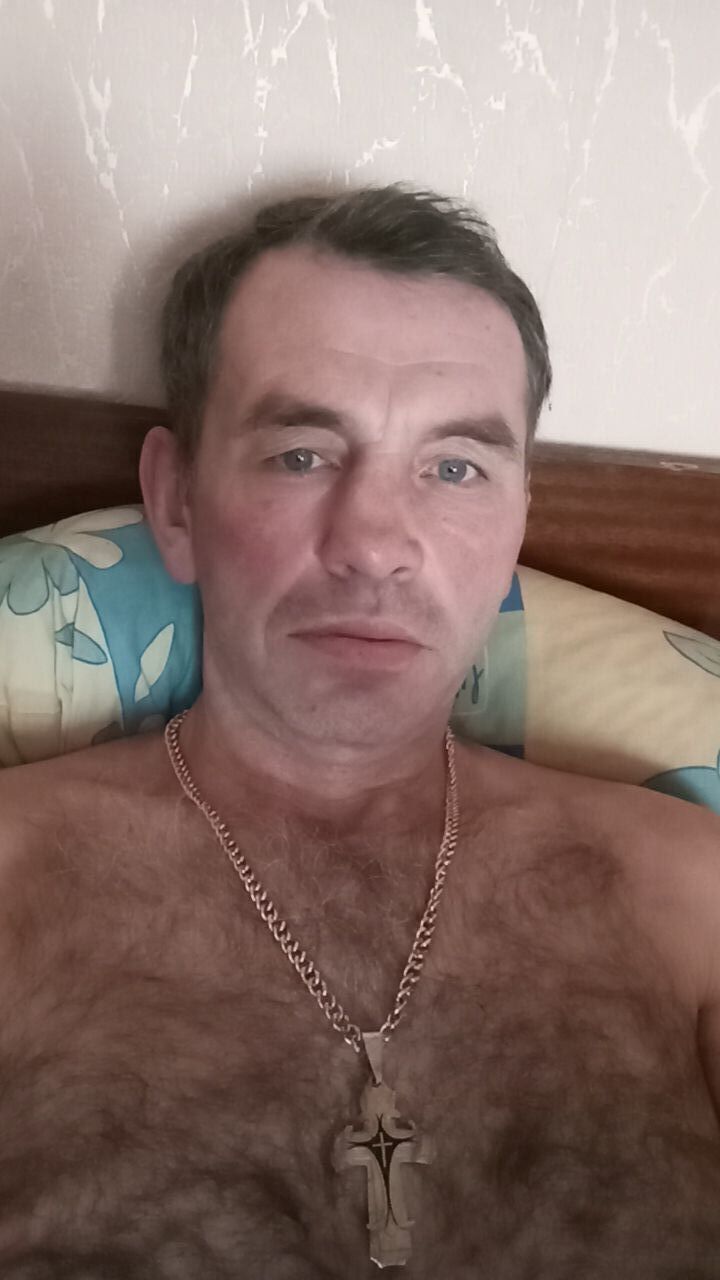  48708369  , 52 ,    
