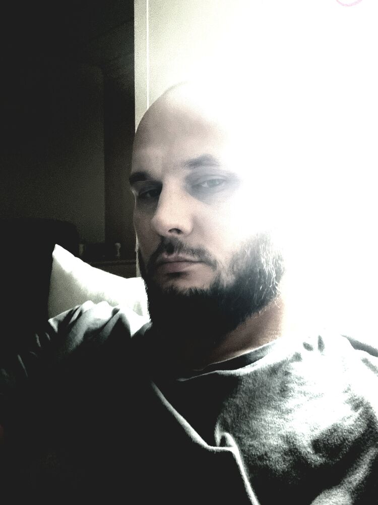  27505679  , 37 ,    -