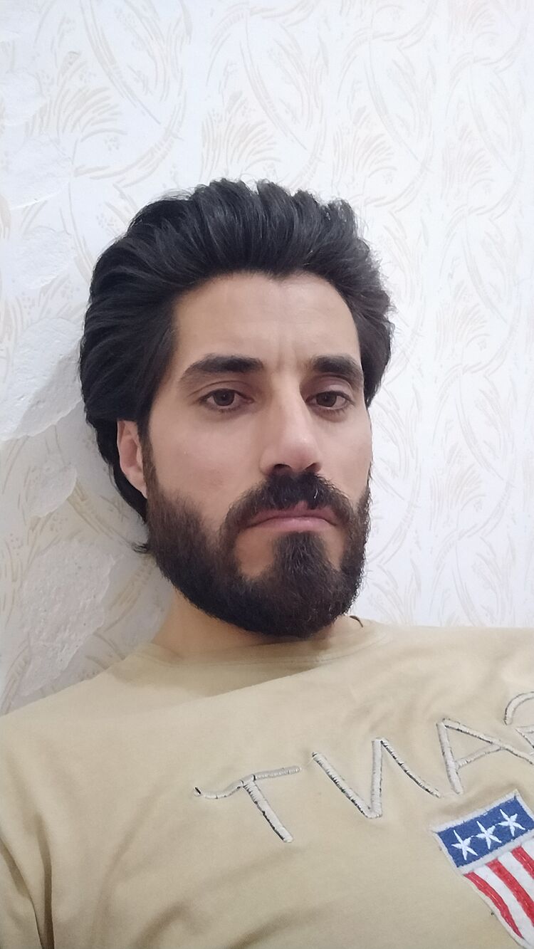  38474669  Behnam, 32 ,    Bojnurd