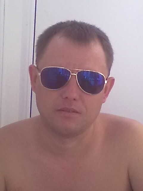  ,   Igor, 44 ,   ,   , c 