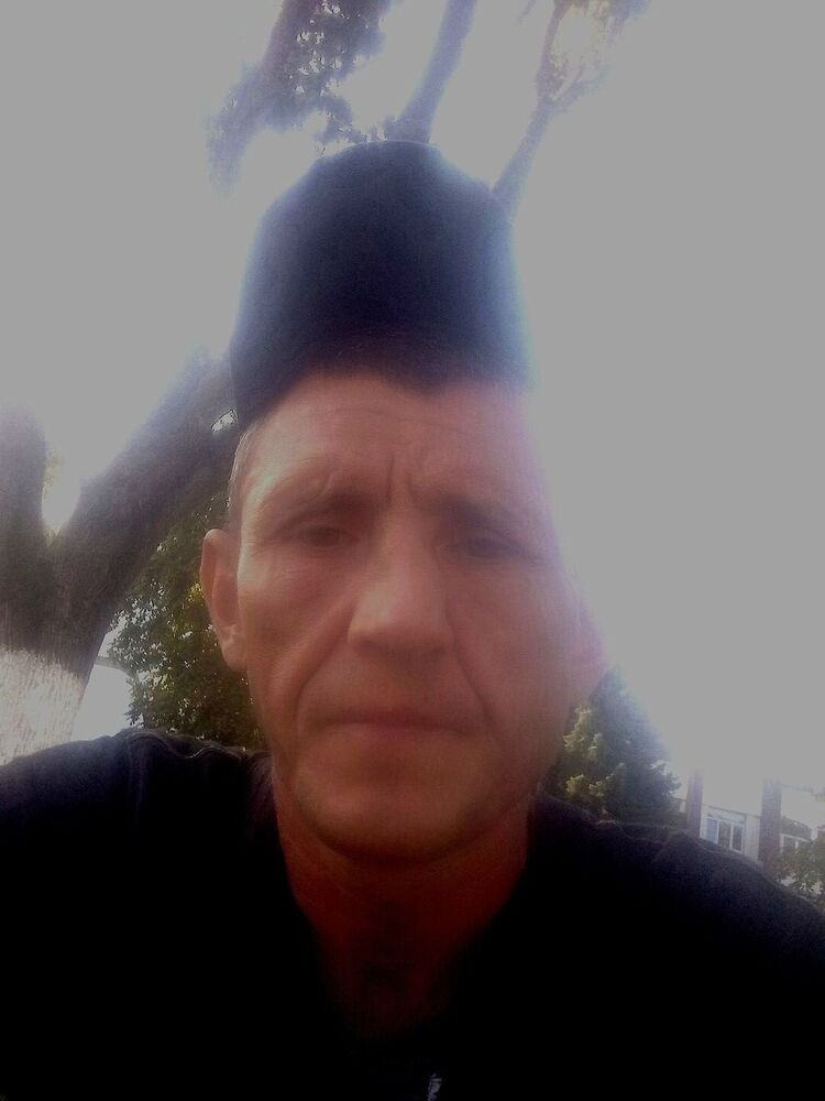  38405589  , 46 ,    