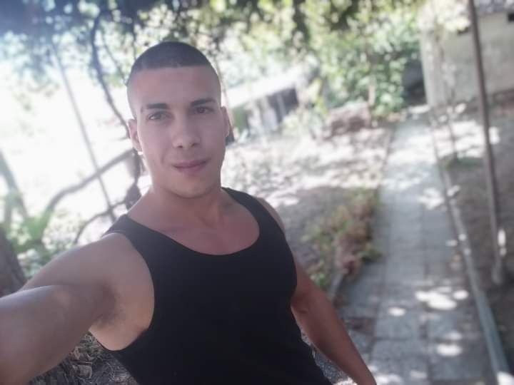  24219059  Zlatko, 24 ,    