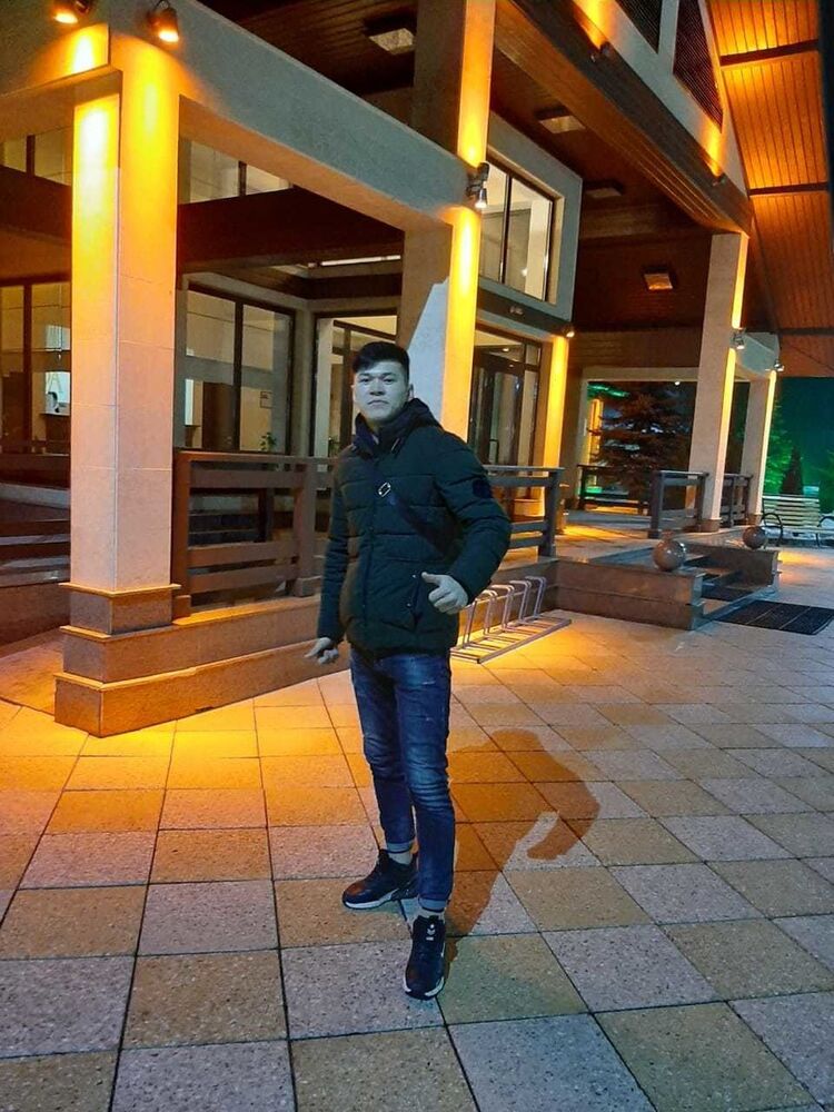  19016599  Ernar, 26 ,    