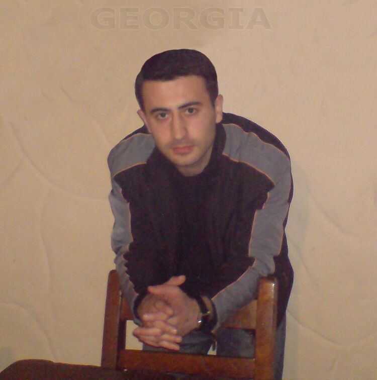  5589649  Demetre, 43 ,    