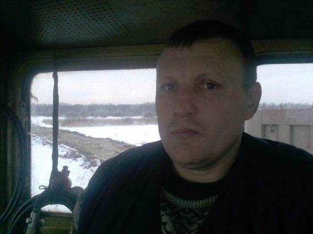 ,   Aleksandr, 48 ,   ,   , c 