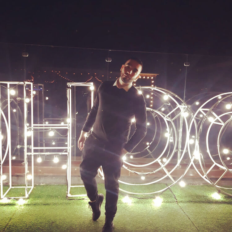  43373389  , 30 ,    -